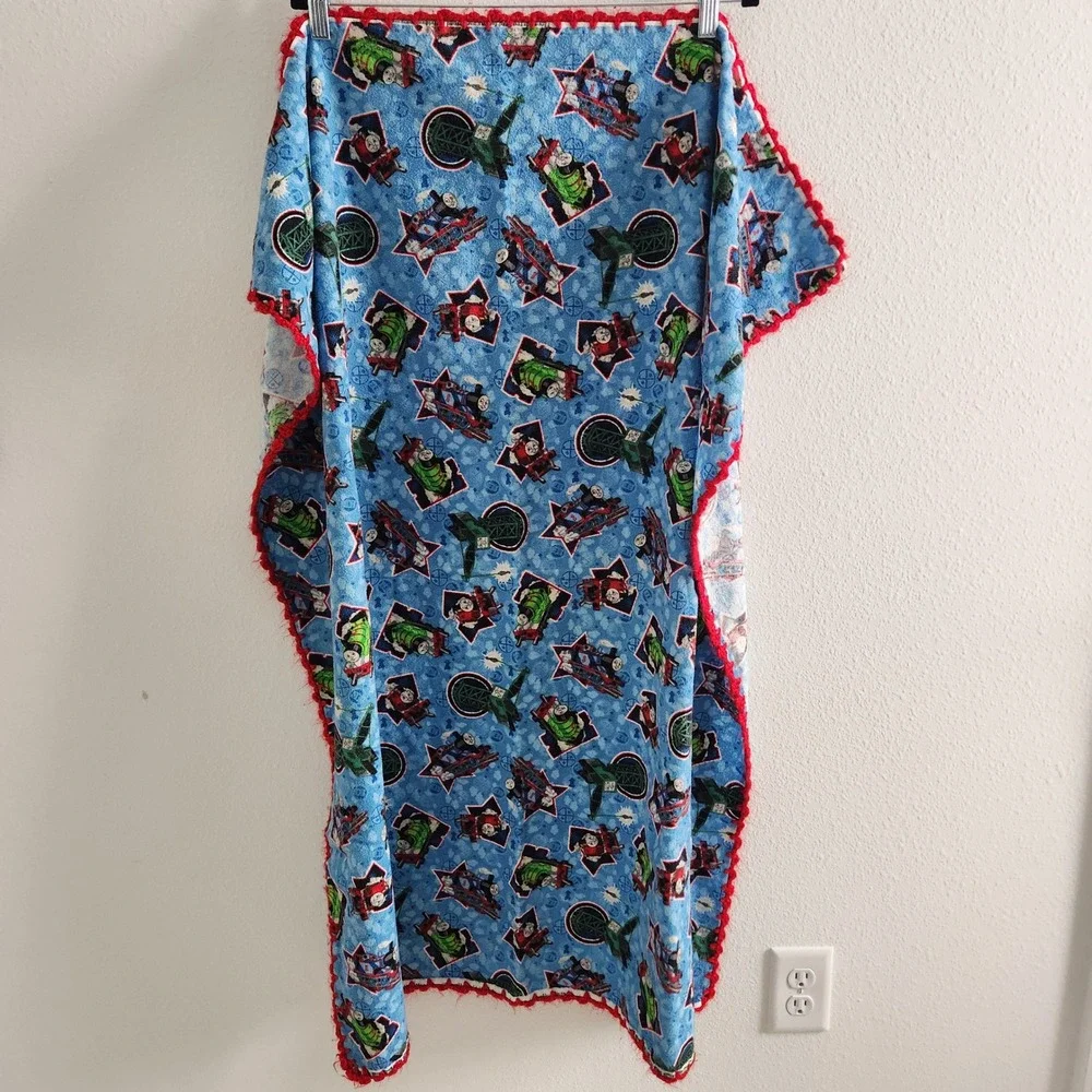 Thomas & Friends Fleece Baby Blanket Blue Red Crochet Edge Trains Percy James